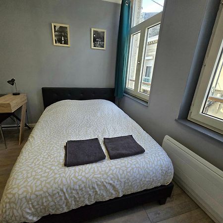 Appartement Hypercentre 301 +Wifi+Independant+ Cuisine Toilette Salle De Bain Privative Валансьєнн Екстер'єр фото