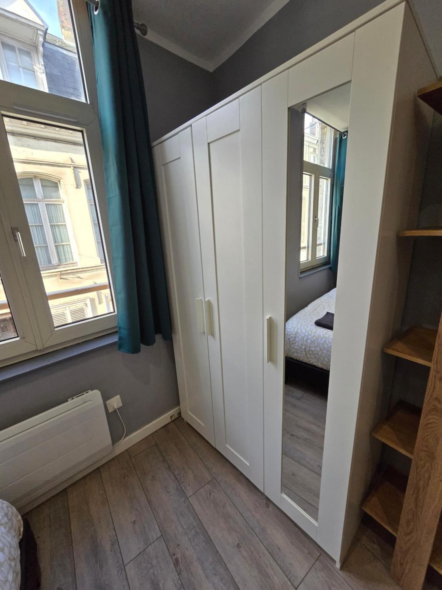 Appartement Hypercentre 301 +Wifi+Independant+ Cuisine Toilette Salle De Bain Privative Валансьєнн Екстер'єр фото
